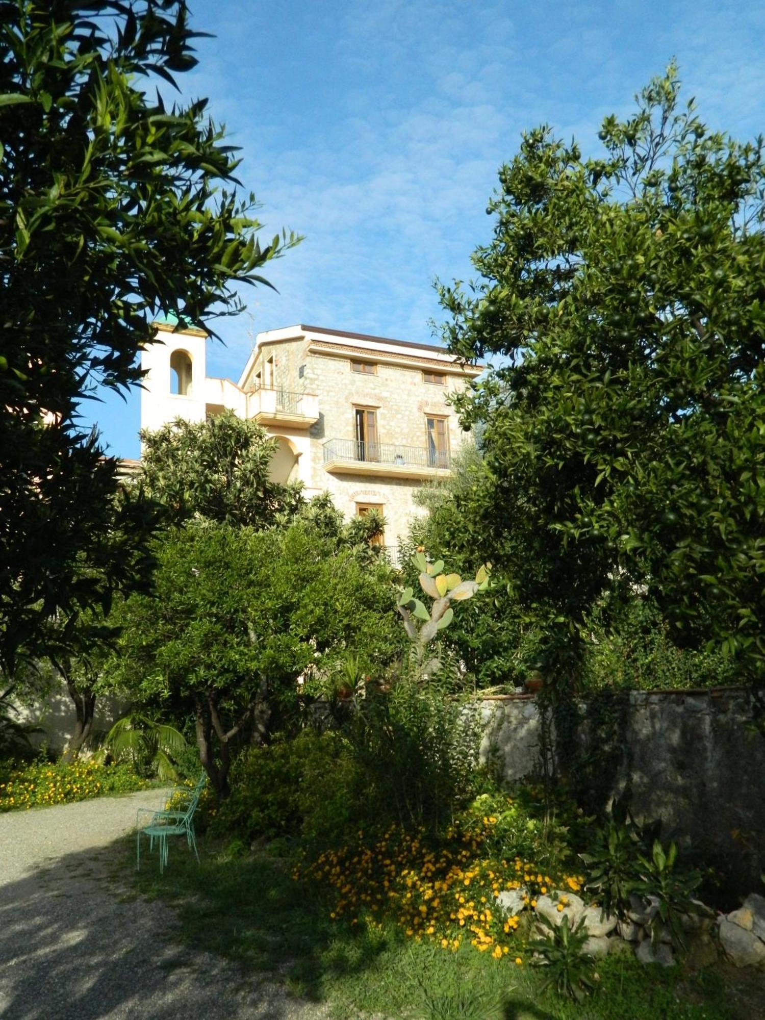 Hotel Del Sole Al Plebiscito Sapri Exteriör bild