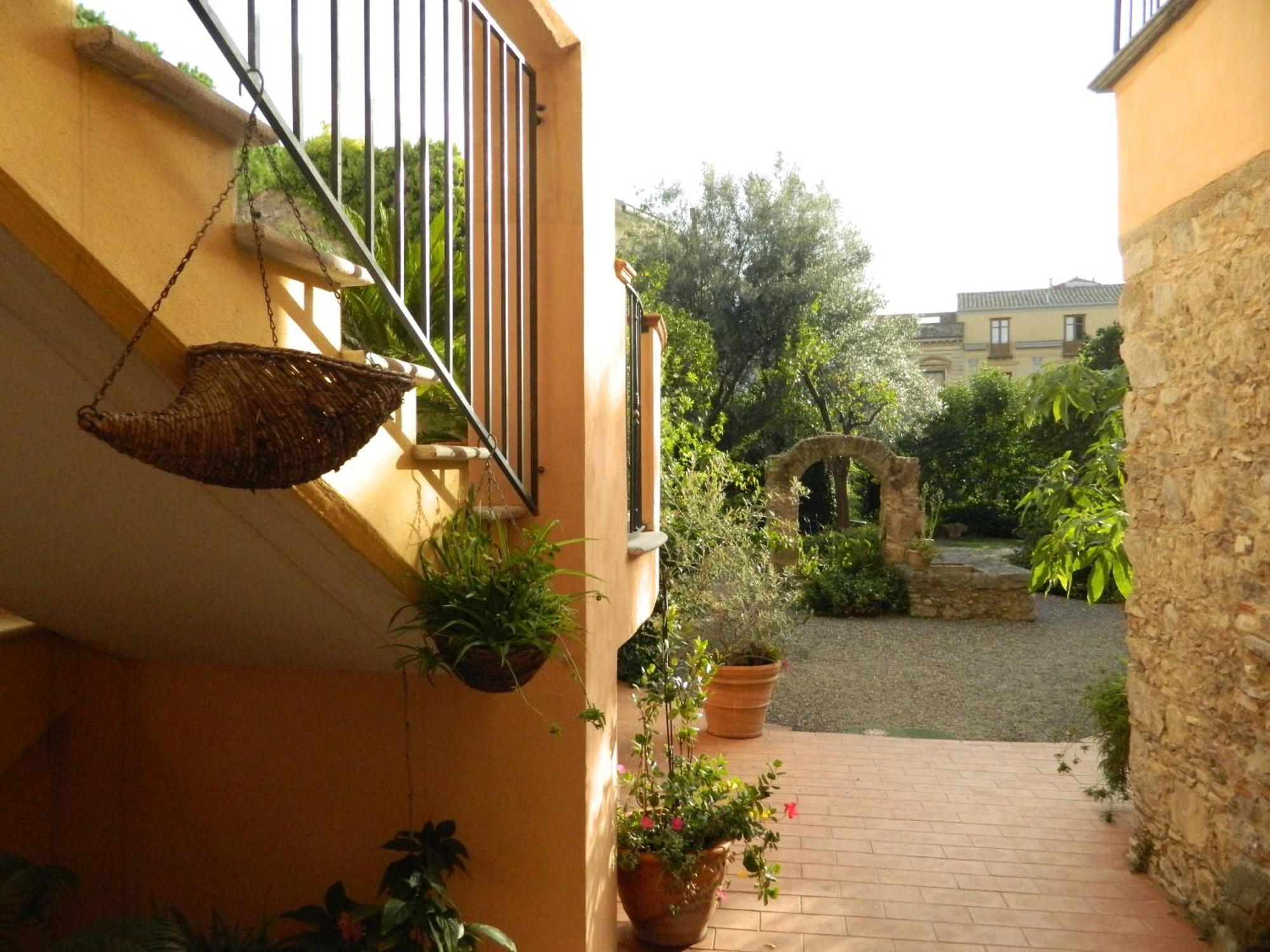 Hotel Del Sole Al Plebiscito Sapri Exteriör bild