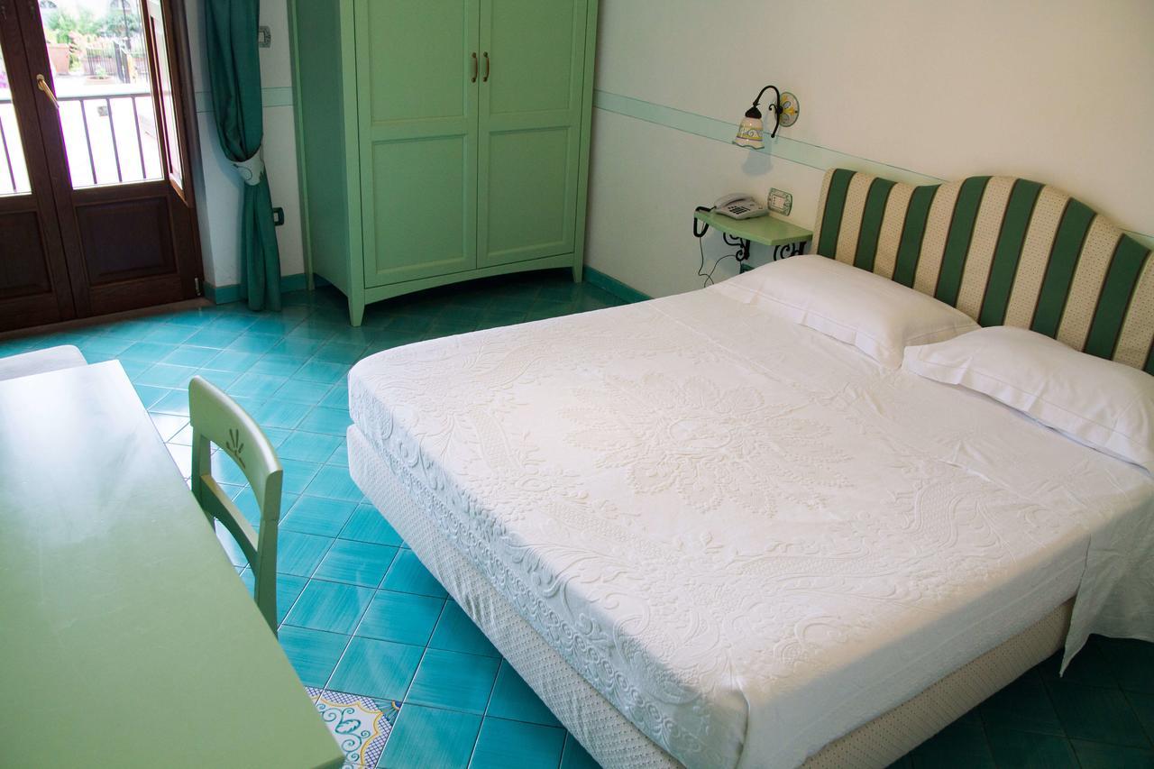 Hotel Del Sole Al Plebiscito Sapri Exteriör bild